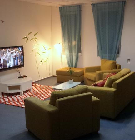 华沙 Erasmus House旅舍 外观 照片